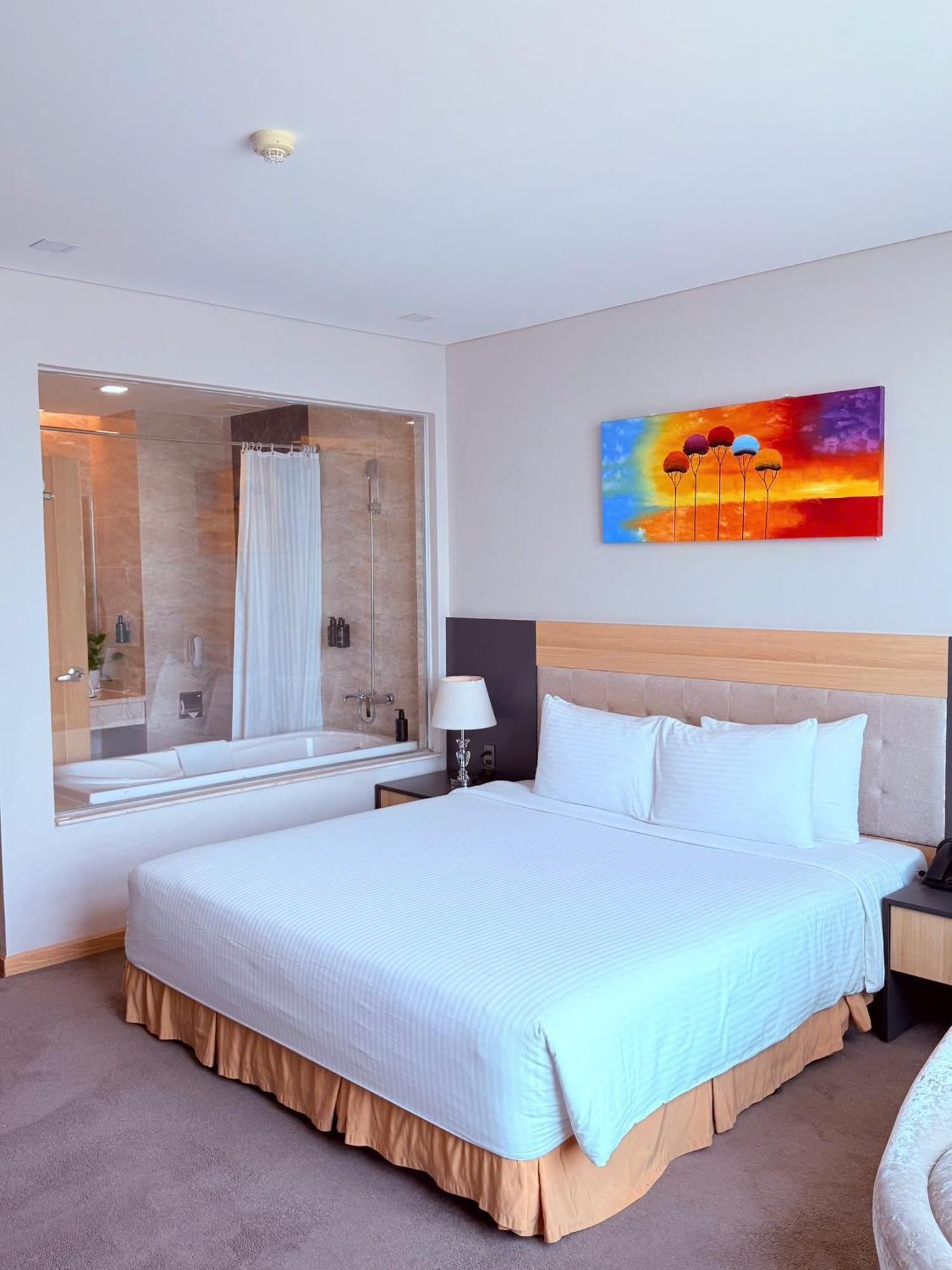 Muong Thanh Luxury Нячанг